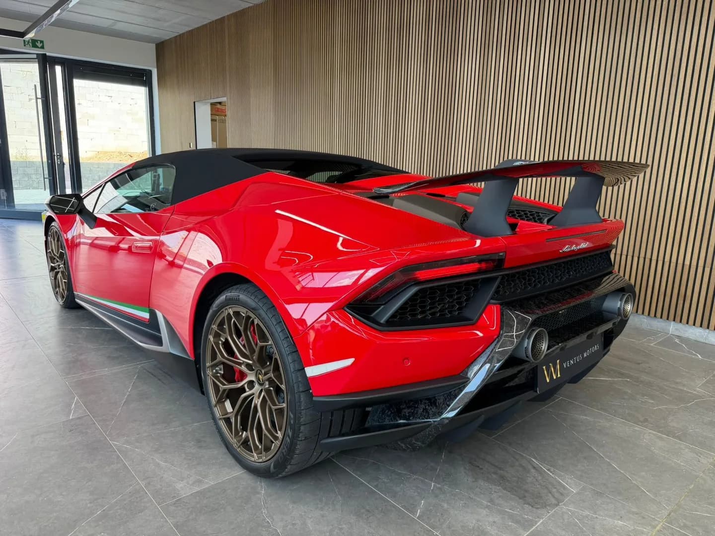 Lamborghini Huracán Performante Spyder *Carbon*Keramik*Lift* – Bild 7