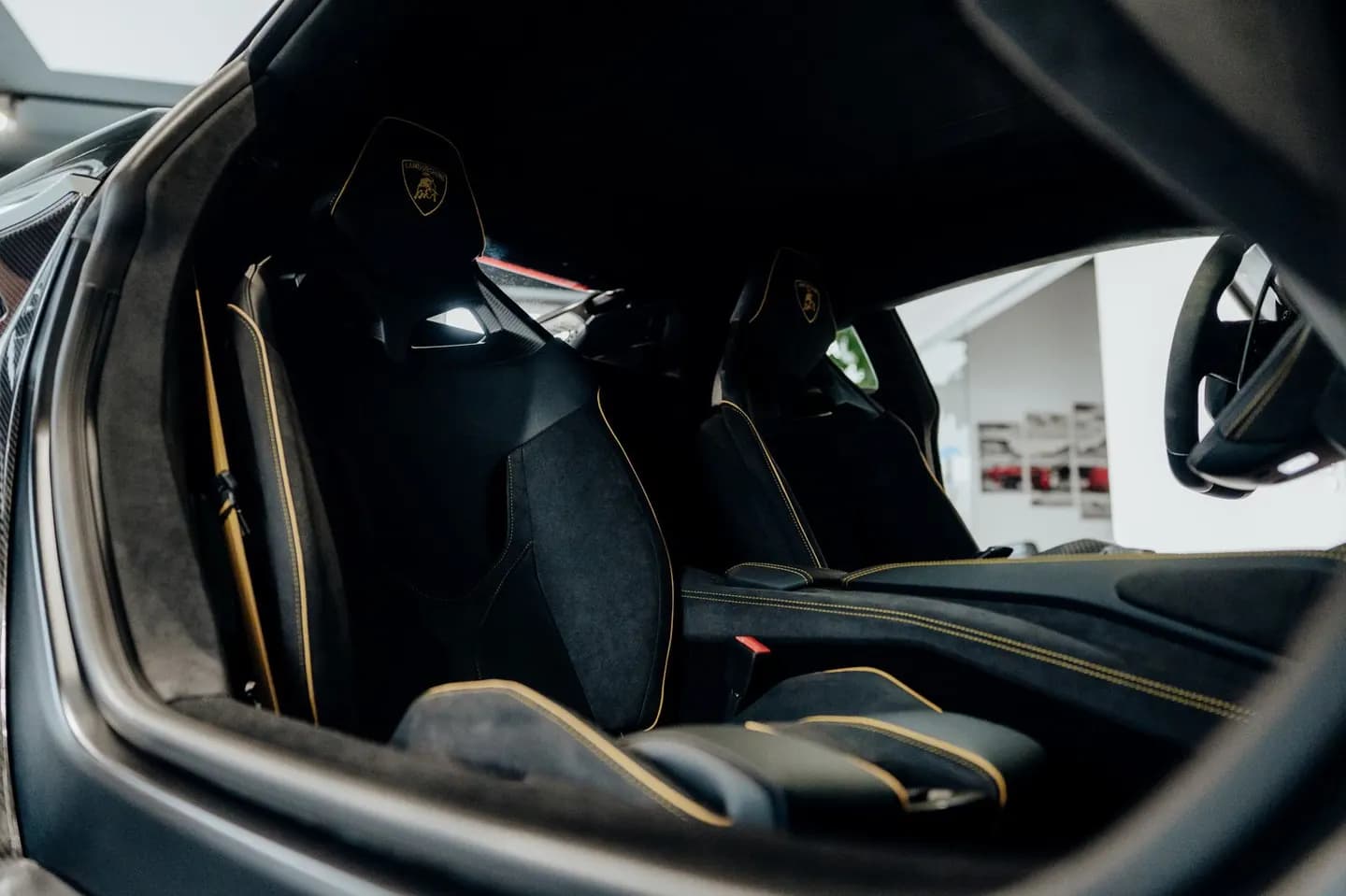 Lamborghini Revuelto *Full Carbon*Racing Seats*Grigio HAITI* – Bild 12