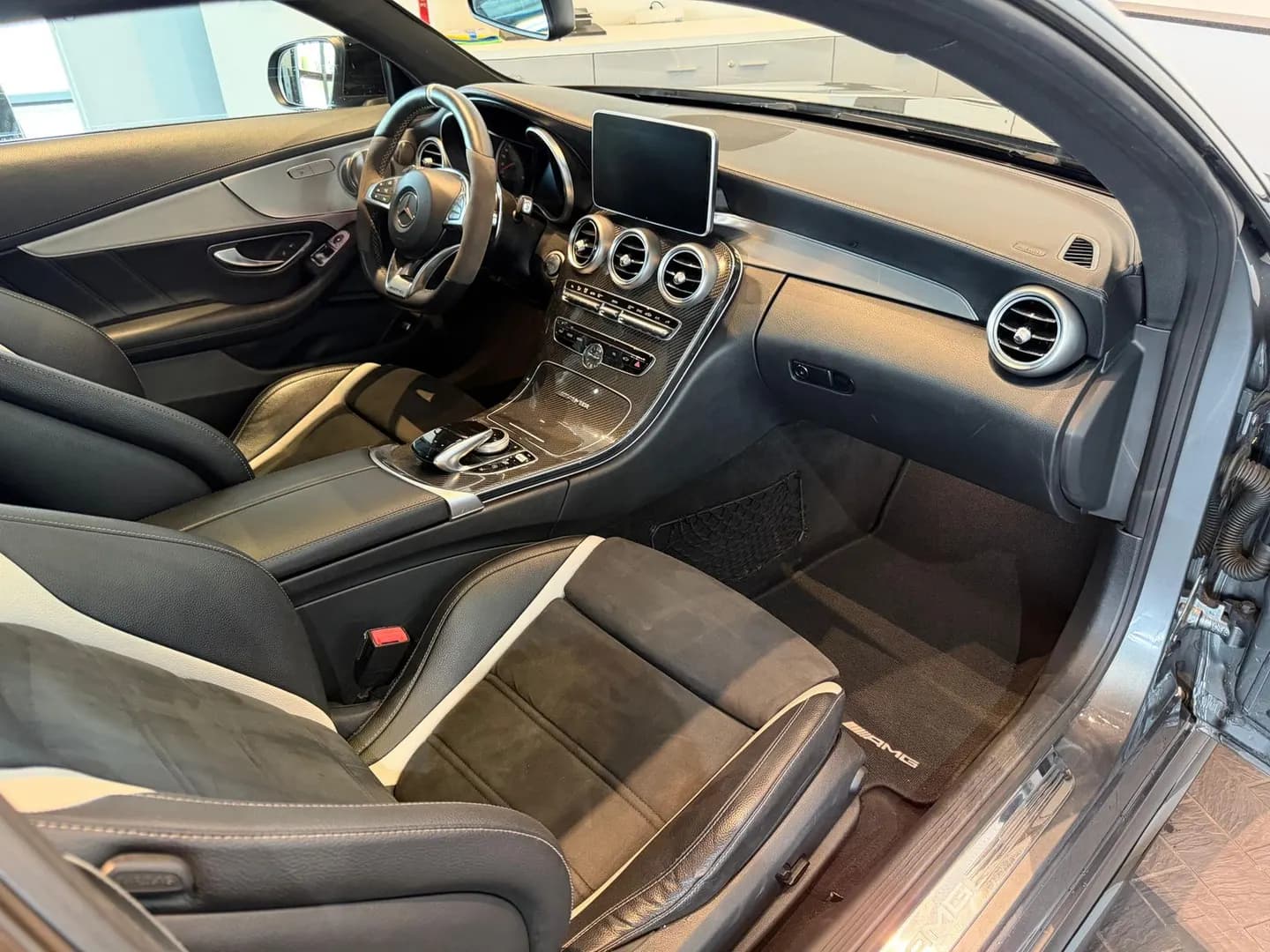 Mercedes-Benz C 63 AMG S Coupe*HUD*Carbon*Night*PANO*BRD* – Bild 14