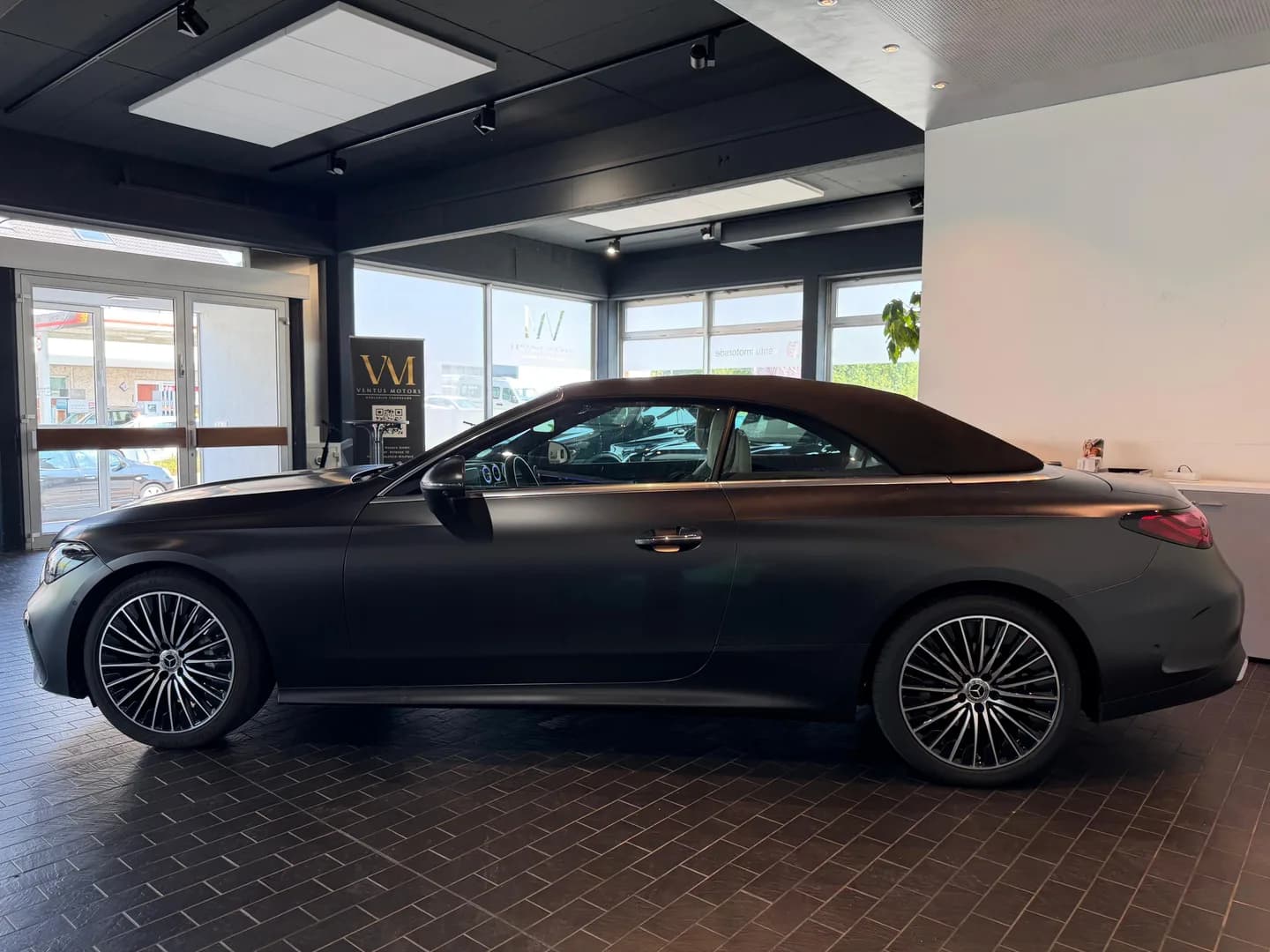 Mercedes-Benz CLE 200 Cabrio *AMG-LINE*NAPPA*HUD*BURM*AHK* – Bild 5