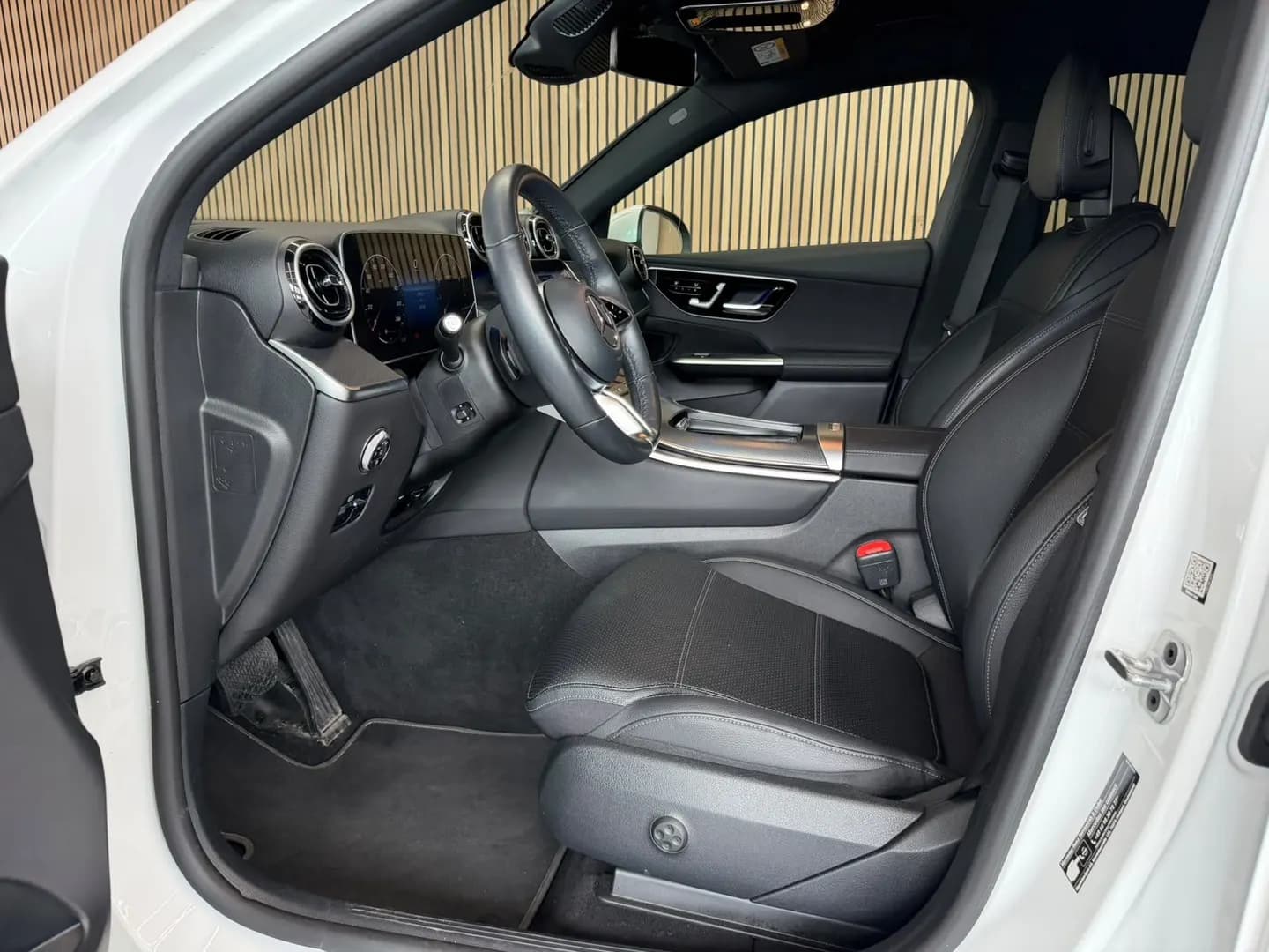 Mercedes-Benz GLC 200 COUPE 4M*360*Kamera*Advanced*OLED*ROLLO* – Bild 15