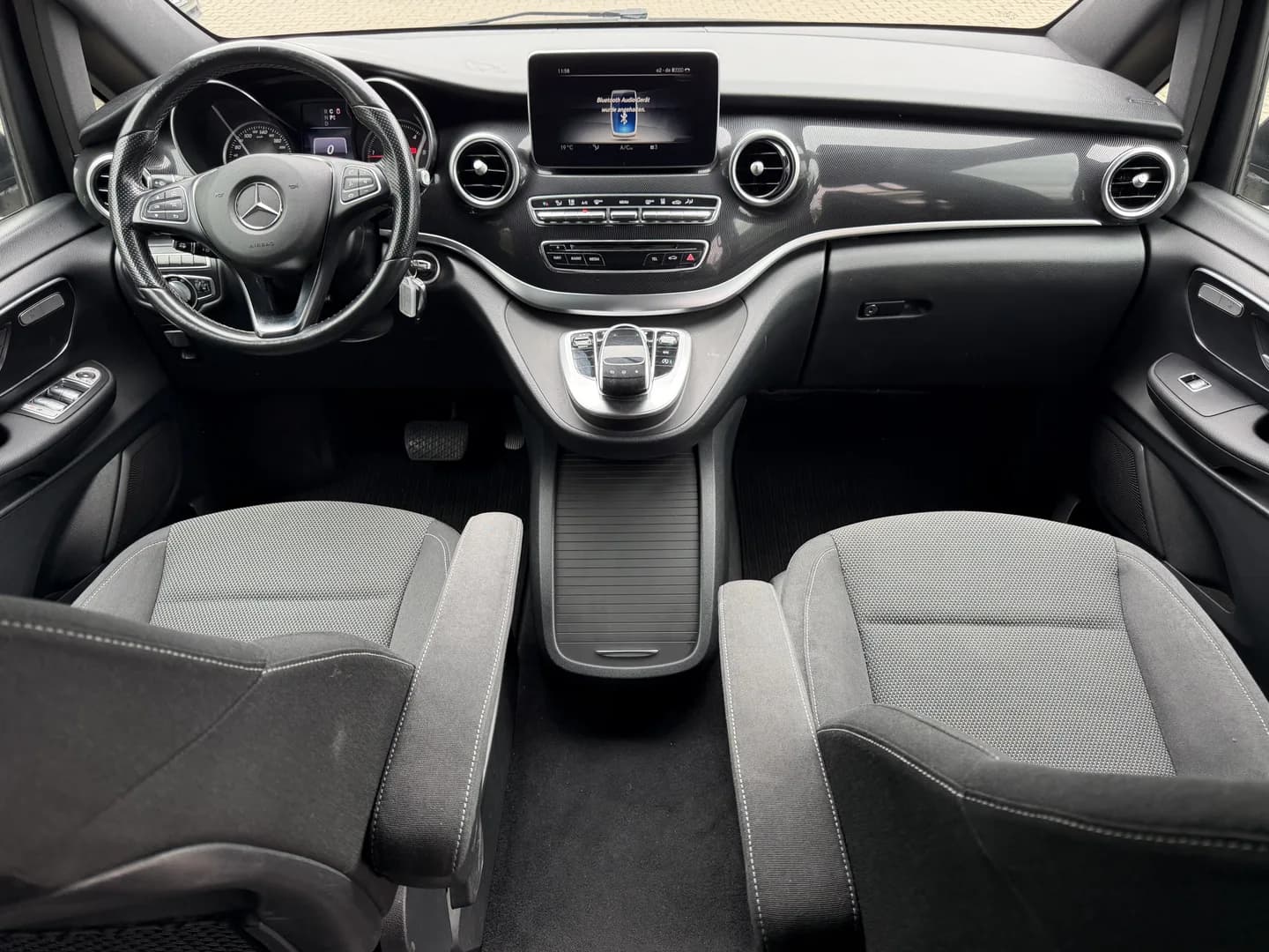 Mercedes-Benz V 250 d Lang Edition *Distronic*Kamera*Standhei* – Bild 13