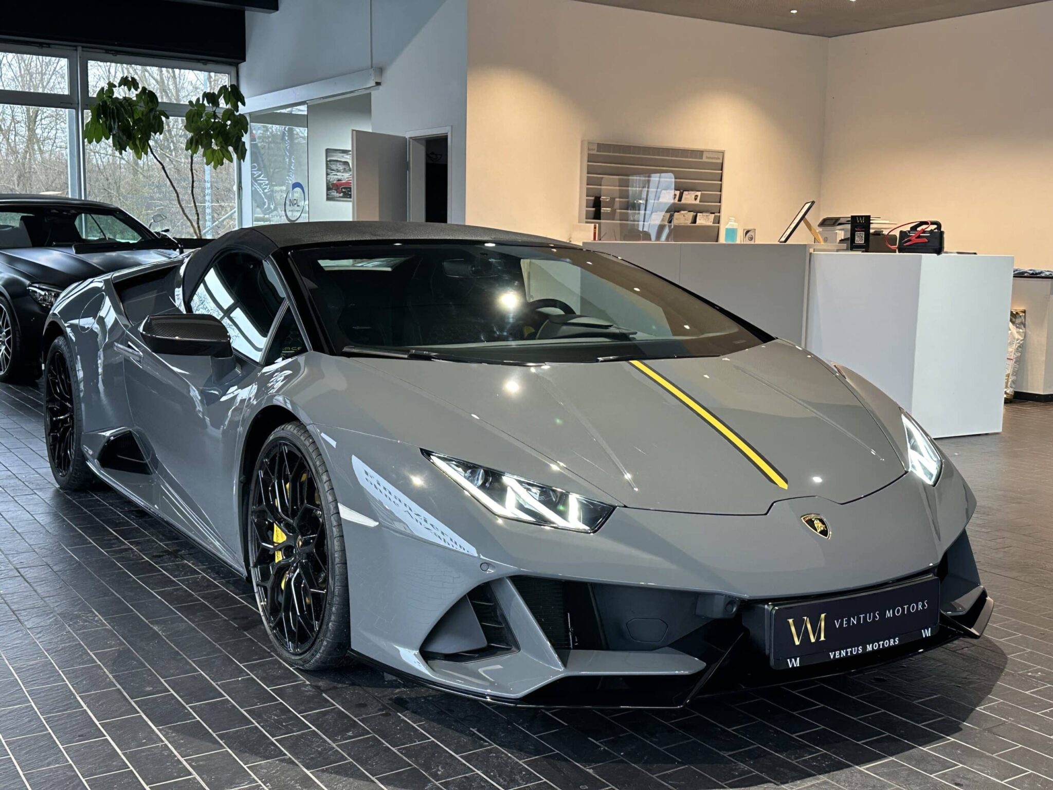 Luxus Abwrgen Des Motors Ebenbildnull